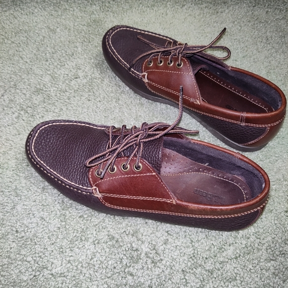 L.L. Bean slip on loafers main image 4